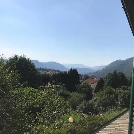 Apartment Como, Accogliente Mansarda Nel Verde Le Balze