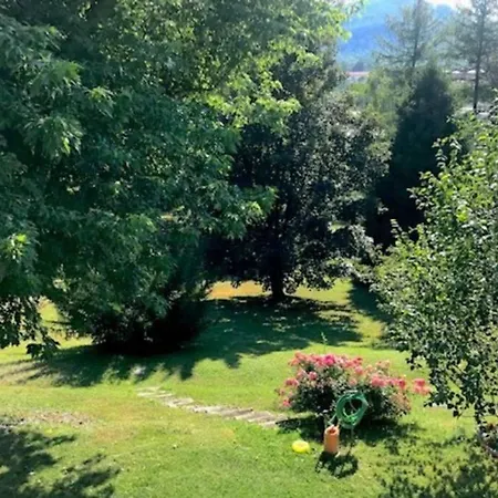 Como, Accogliente Mansarda Nel Verde Le Balze 公寓 *
